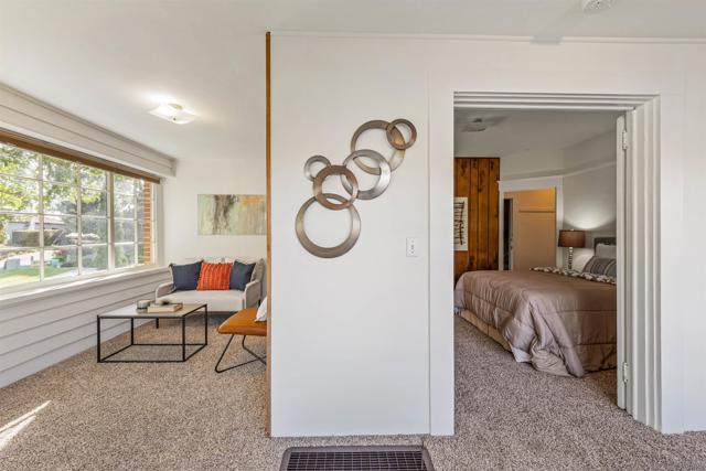 4229 Saint James Place, San Diego CA: https://media.crmls.org/mediaz/44c74386-efdc-453a-b22b-330d4dd5931b.jpg