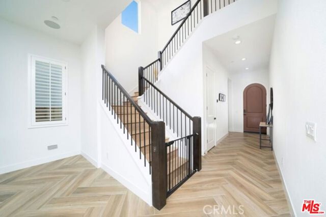 19278 Blackthorn Drive, Santa Clarita CA: https://media.crmls.org/mediaz/44c781d0-6cb7-426e-88f9-fdb1106a64be.jpg