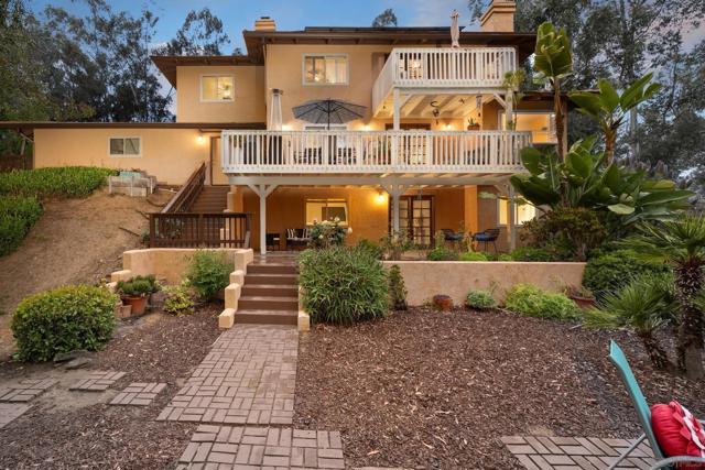 10575 Spruce Grove Ave, San Diego CA: https://media.crmls.org/mediaz/44c8057c-74b9-4d46-a3a0-d669f0611be6.jpg