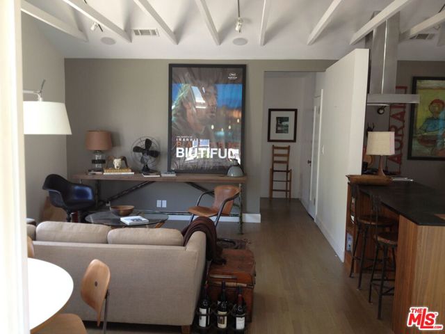 745 -747 1/4 N Hayworth Avenue, Los Angeles CA: https://media.crmls.org/mediaz/44c80981-1e78-4f0b-b303-bd6559a62926.jpg