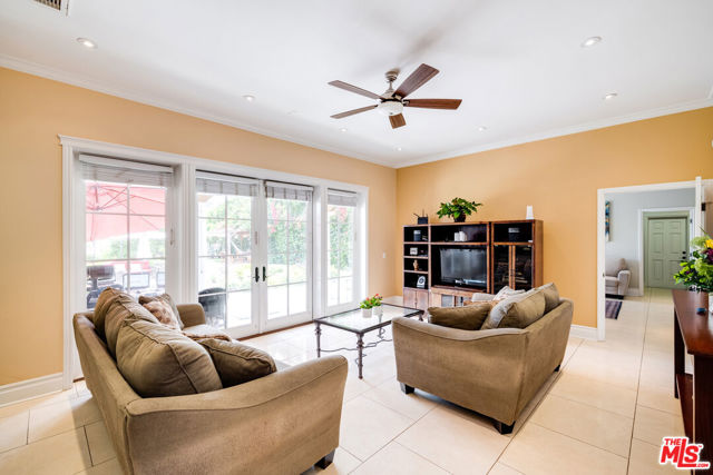 5966 ABERNATHY Drive, Los Angeles CA: https://media.crmls.org/mediaz/44c8b6b7-5656-41da-9b04-ddf25cbc076b.jpg