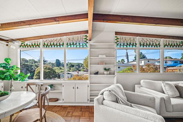 831 Arlington Place, Del Rey Oaks CA: https://media.crmls.org/mediaz/44c8cb36-9c18-4a94-a0e5-f8ca2be70115.jpg