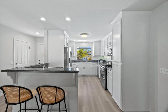 200 Cortez Street, Capitola CA: https://media.crmls.org/mediaz/44c95af0-530f-455c-9aff-6e78161c6956.jpg
