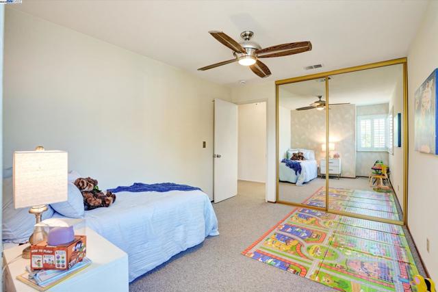 37 Clipper Drive, Alameda CA: https://media.crmls.org/mediaz/44ca0323-d2aa-449f-a737-bafa5b9f1b91.jpg