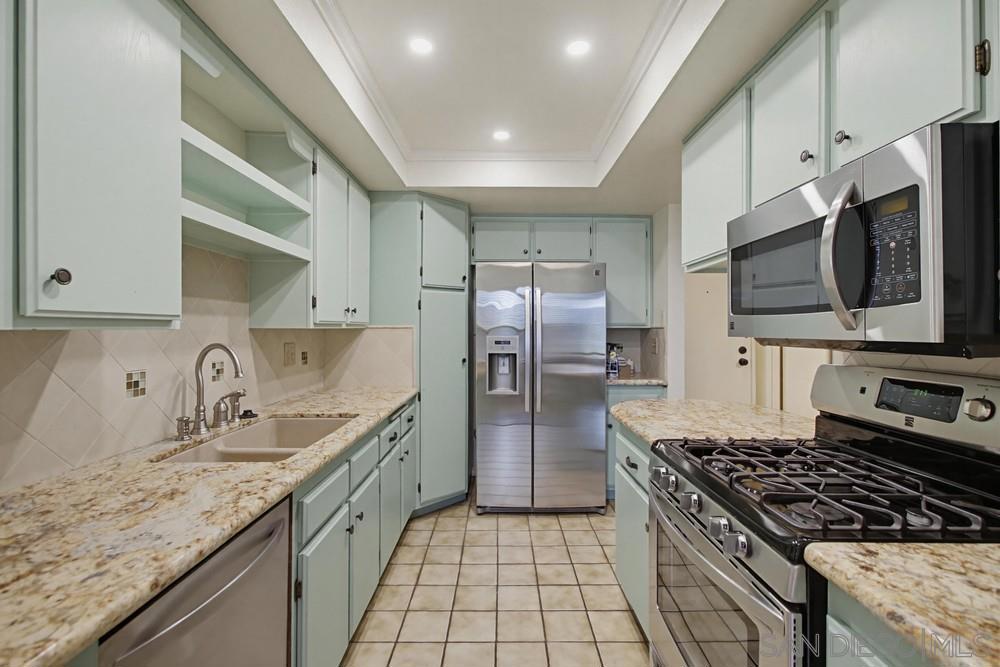 13221 Westmark