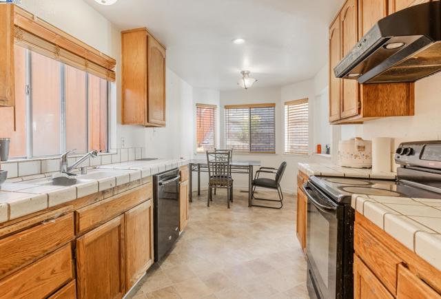 Image 10 of 30 For 2262 Bayberry Cir