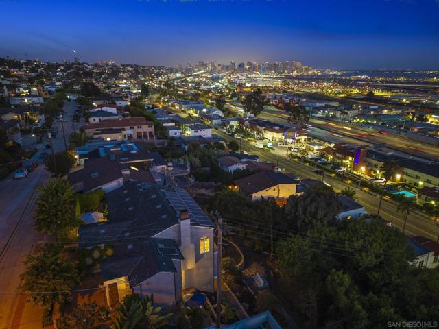 2045 W California St, San Diego CA: https://media.crmls.org/mediaz/44cac77b-6cd1-4e0a-9558-3ce9c67af961.jpg