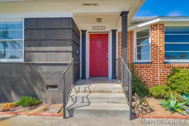 3518 Isla Vista Dr, San Diego CA: https://media.crmls.org/mediaz/44cb0bca-76f9-4a7e-a108-18f24cfeb1c3.jpg