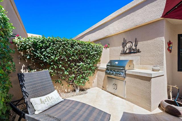 76756 Chrysanthemum Way, Palm Desert, CA 92211