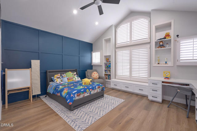 2021 Brittany Park Road, Camarillo CA: https://media.crmls.org/mediaz/44cbf178-6405-4242-adcf-4371a7878e30.jpg
