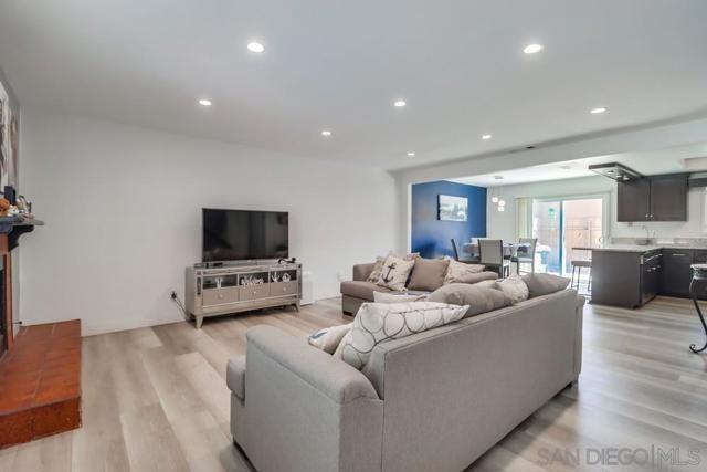 1737 Melrose Ave, Chula Vista CA: https://media.crmls.org/mediaz/44cbf7bf-ab2d-4ac8-a81f-816f437f5f43.jpg