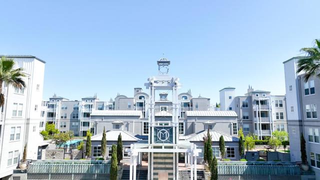 3901 Lick Mill Boulevard, Santa Clara CA: https://media.crmls.org/mediaz/44cc11a3-7063-4cc1-a97e-f8df1d94f4bc.jpg