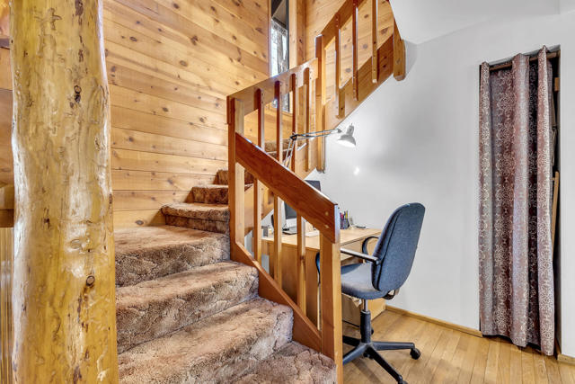 53340 Idyllbrook Drive, Idyllwild CA: https://media.crmls.org/mediaz/44cda6a8-784b-4f6a-ab5a-6c74fd409067.jpg