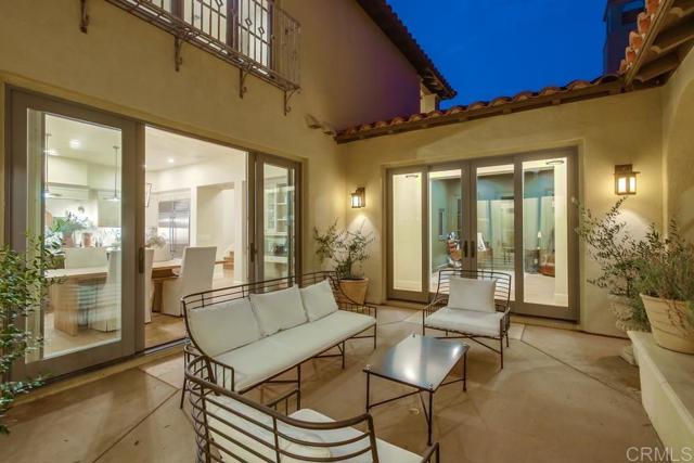 8308 Top O The Morning Way, San Diego CA: https://media.crmls.org/mediaz/44cebe73-bbae-479b-a30d-25c47fb75728.jpg