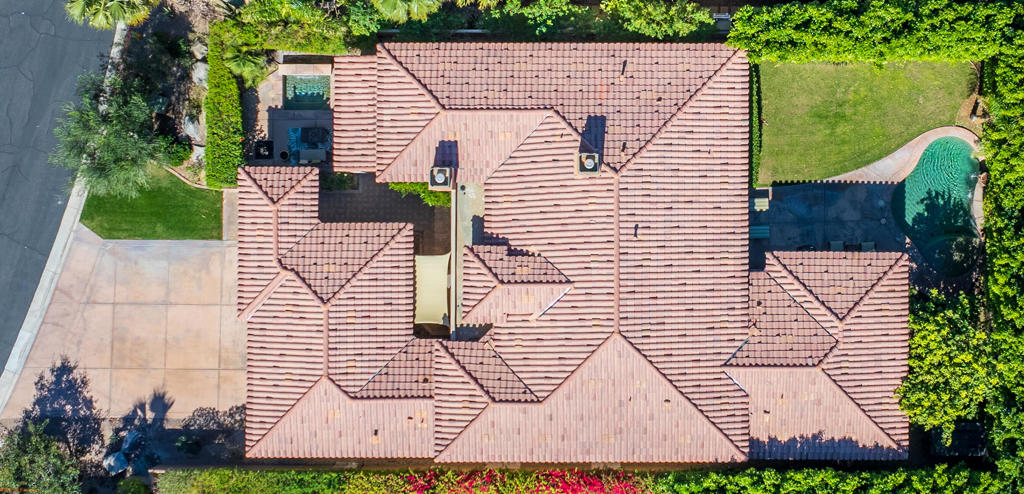 https://media.crmls.org/mediaz/44d03e94-b533-4001-9394-40976201f1f2.jpg?preset=X-Large