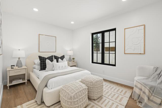 375 E Avenue, Coronado CA: https://media.crmls.org/mediaz/44d0462b-8285-439f-8de8-ea8bda417bbe.jpg