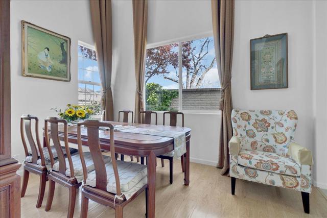 1898 Bradbury Street, Salinas CA: https://media.crmls.org/mediaz/44d0b43f-879f-425f-b00c-f125796ae86a.jpg