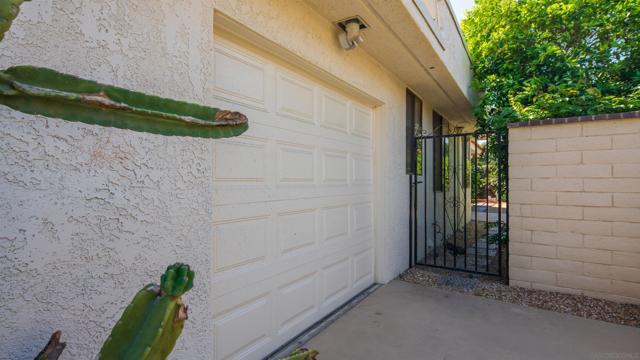 53 Colgate Dr, Rancho Mirage CA: https://media.crmls.org/mediaz/44d144c6-9946-4a00-8b52-aa3ffd2dd697.jpg