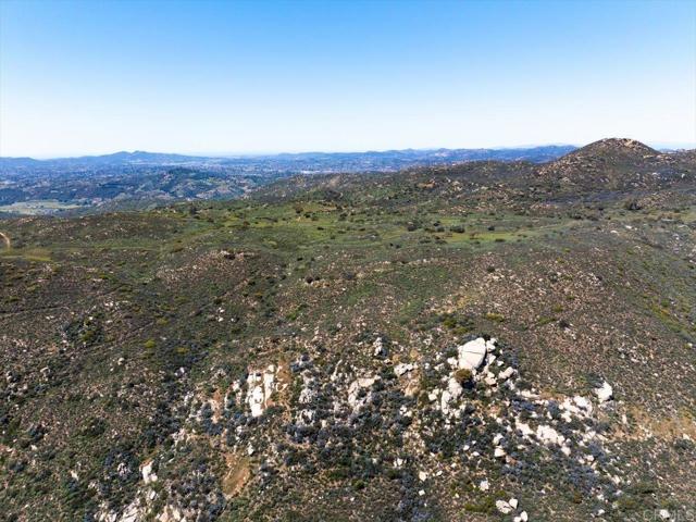 0 Rockwood Rd, Escondido CA: https://media.crmls.org/mediaz/44d17fdf-0b4d-4965-b23c-e8eba834116d.jpg