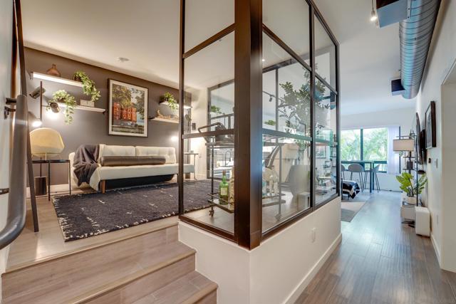 889 Date St, San Diego CA: https://media.crmls.org/mediaz/44d2049e-7816-48bc-aec2-63fbc00201c9.jpg