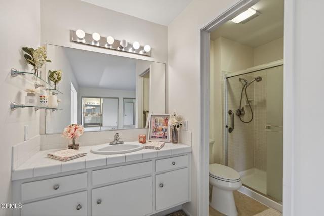 Detail Gallery Image 28 of 62 For 1610 Edgewater Ln, Camarillo,  CA 93010 - 3 Beds | 2/1 Baths