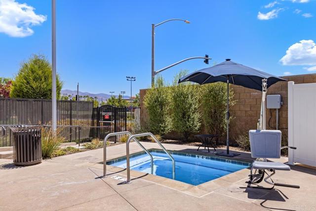2040 Mindoro Lane, Chula Vista CA: https://media.crmls.org/mediaz/44d3c615-9a1b-4b71-b518-d5e28ee84883.jpg
