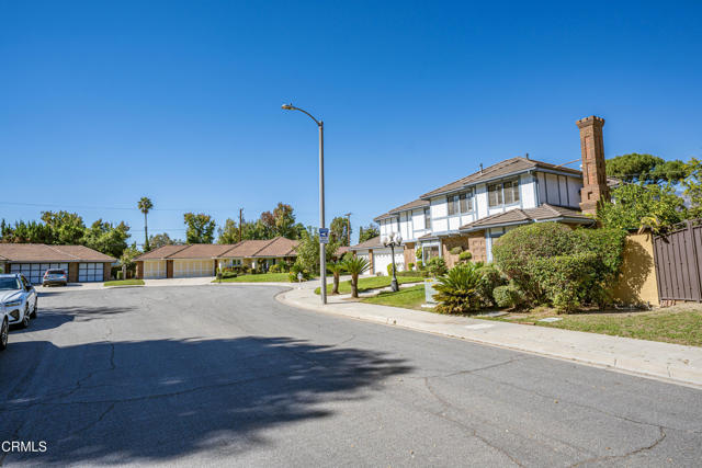 Detail Gallery Image 2 of 26 For 725 Tiffany Ter, Arcadia,  CA 91006 - 4 Beds | 3 Baths