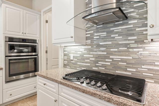 28621 W Natoma Drive, Cathedral City CA: https://media.crmls.org/mediaz/44d40f54-9111-4ae4-9510-a4a506f5c682.jpg