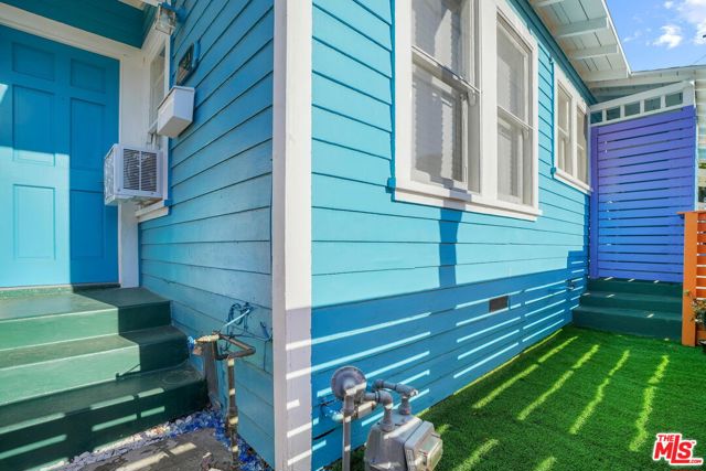 402 North Venice Boulevard, A photo 13