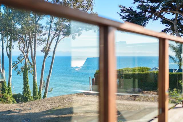 325 Kingsbury Drive, Aptos CA: https://media.crmls.org/mediaz/44d47b4e-afa9-4033-bf8c-54ad7d1e766a.jpg