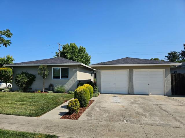 40934095 Alberstone Drive, San Jose CA: https://media.crmls.org/mediaz/44d49c79-bac1-4a54-a117-6c906e7149de.jpg