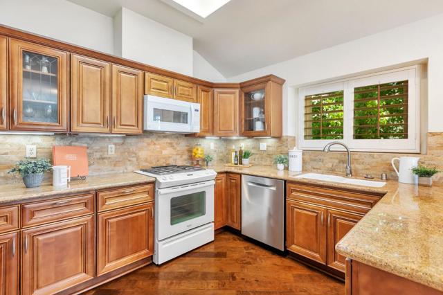 7775 Beltane Drive, San Jose CA: https://media.crmls.org/mediaz/44d62b22-86b9-464b-9e9c-2b00239e66e3.jpg