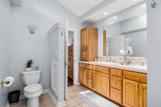 22 Quien Sabe Road, Scotts Valley CA: https://media.crmls.org/mediaz/44d654ea-18f0-4049-b2f3-48b565927ba3.jpg