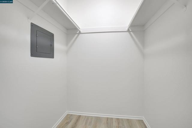 1356 Del Rio Cir, Concord CA: https://media.crmls.org/mediaz/44d7a94e-e43b-4782-a3c4-12c7f1a036a3.jpg