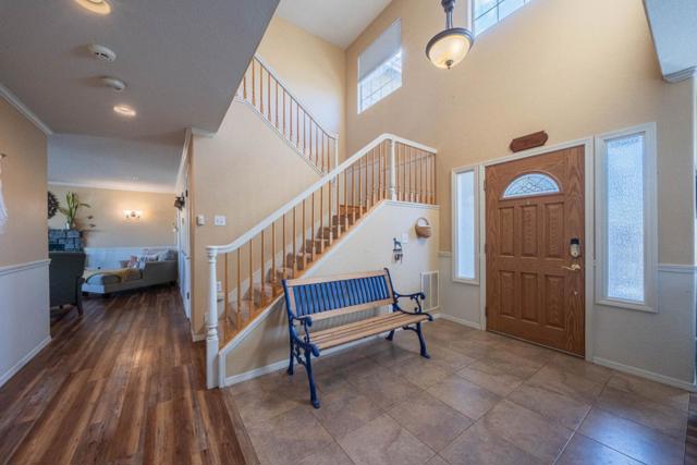 148 Greenbriar Way, Salinas CA: https://media.crmls.org/mediaz/44d7d05b-ad3a-4210-a590-d867ad93a561.jpg