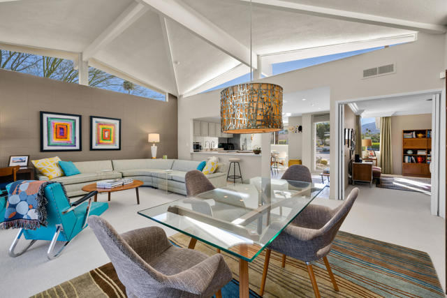 246 E Avenida Granada, Palm Springs, CA 92264