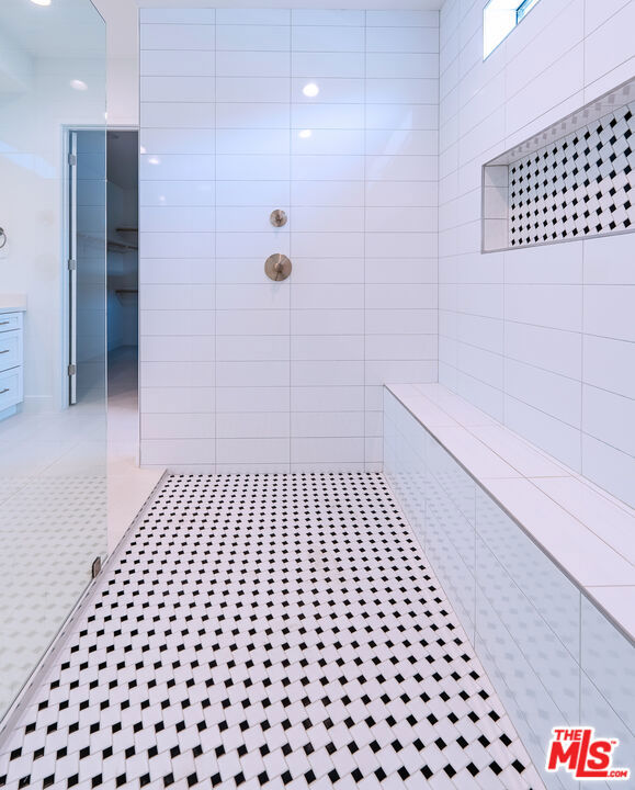 75601 Montage, Palm Desert CA: https://media.crmls.org/mediaz/44d853cb-e22b-4a5f-8c44-358af6339297.jpg