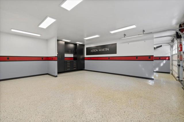 23435 Summit Road, Los Gatos CA: https://media.crmls.org/mediaz/44d868ff-3989-495c-a391-ab148df9de7e.jpg