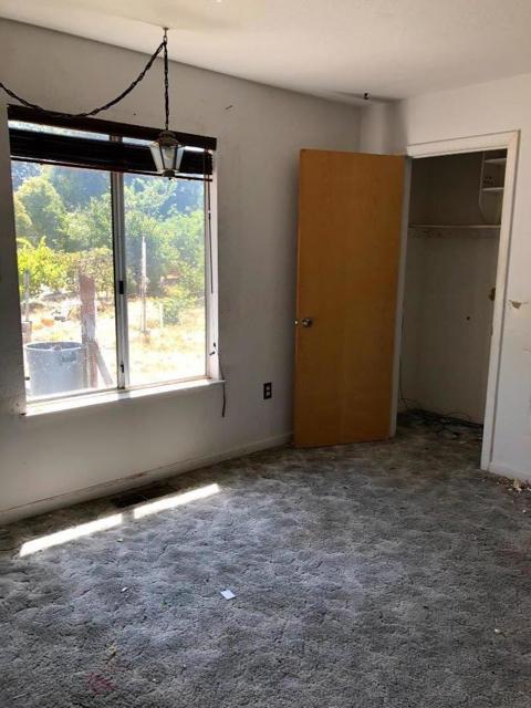 101 Cunningham Way, Watsonville CA: https://media.crmls.org/mediaz/44d88feb-15b9-4414-a305-00082aff9edd.jpg
