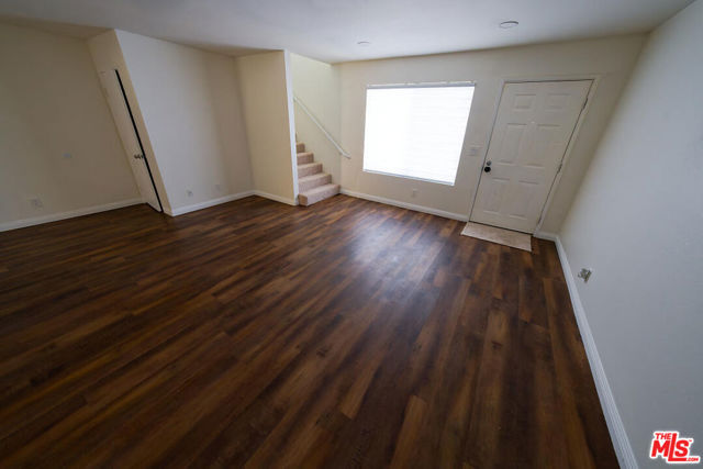 1750 E Avenue Q14, Palmdale CA: https://media.crmls.org/mediaz/44d968cf-84ab-4917-ad21-54abccd20023.jpg