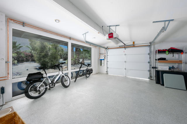 1529 S Riverside Drive, Palm Springs, CA 92264