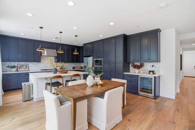 275 Skyview Drive, Marina CA: https://media.crmls.org/mediaz/44dd9bb4-4897-4c57-98a9-a5e26d6bc546.jpg