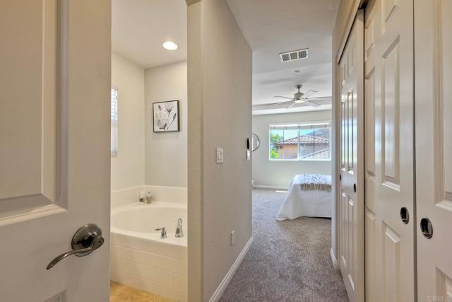 1440 Clearview Way, San Marcos CA: https://media.crmls.org/mediaz/44de00cb-c312-484c-b43e-567e31a138ba.jpg