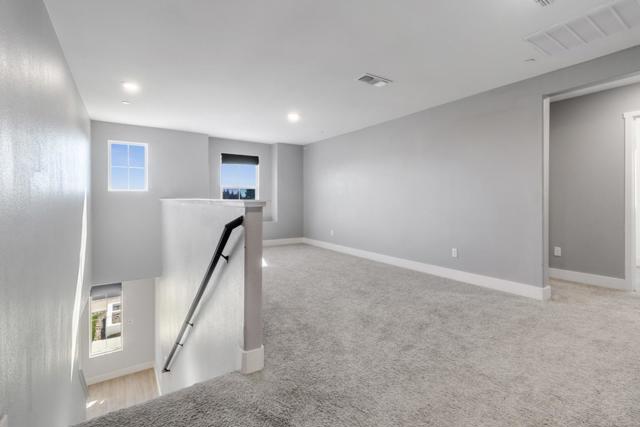 2125 Redding Way, Atwater CA: https://media.crmls.org/mediaz/44de0b51-e1fc-459d-bf7a-4b6cdeac0c95.jpg