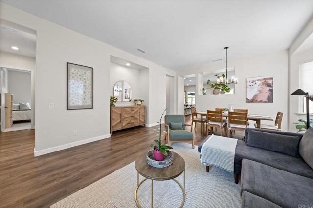 2710 Valleycreek Drive, Chula Vista CA: https://media.crmls.org/mediaz/44de7764-c8b3-4adc-ab48-896bacd131b6.jpg