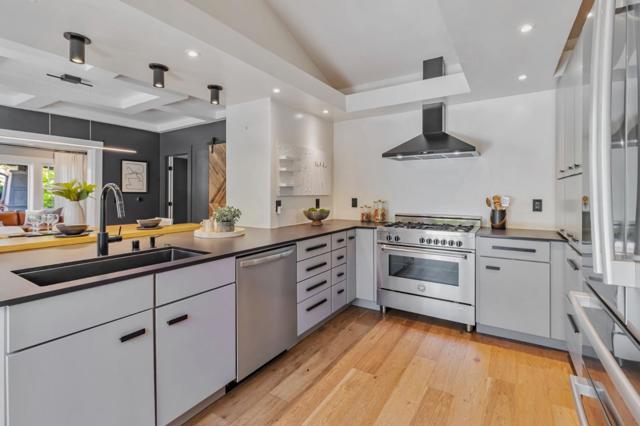 1833 Brandon Street, Oakland CA: https://media.crmls.org/mediaz/44df0178-1302-45ca-8882-ba66734e5245.jpg