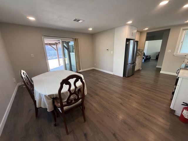 35345 Cabral Dr, Fremont CA: https://media.crmls.org/mediaz/44df6006-f816-4b7d-a6d9-e9af3a926cfa.jpg