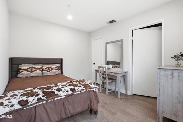 Detail Gallery Image 8 of 14 For 819 S B St, Oxnard,  CA 93030 - 2 Beds | 2/1 Baths