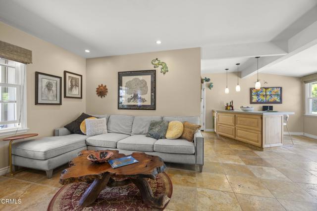 401 S Brent Street, Ventura CA: https://media.crmls.org/mediaz/44e0def8-58f6-478c-b6fb-2999f70f38c1.jpg
