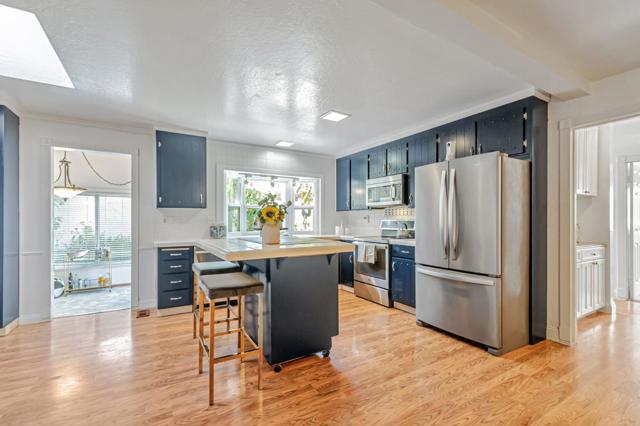 649 Del Roy Court, Campbell CA: https://media.crmls.org/mediaz/44e1f957-496a-4380-abe1-83012000d6cf.jpg